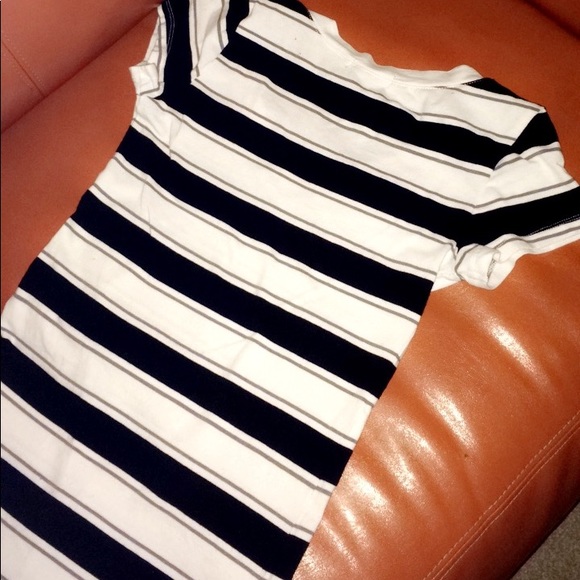 Top - Picture 3 of 4