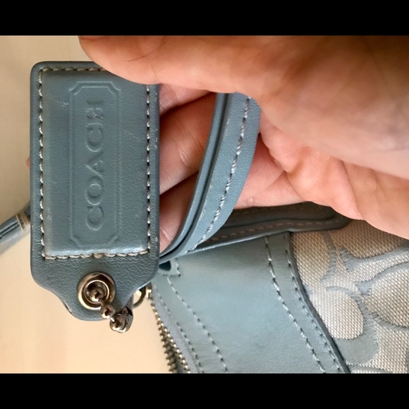 Coach purse - Picture 3 of 5