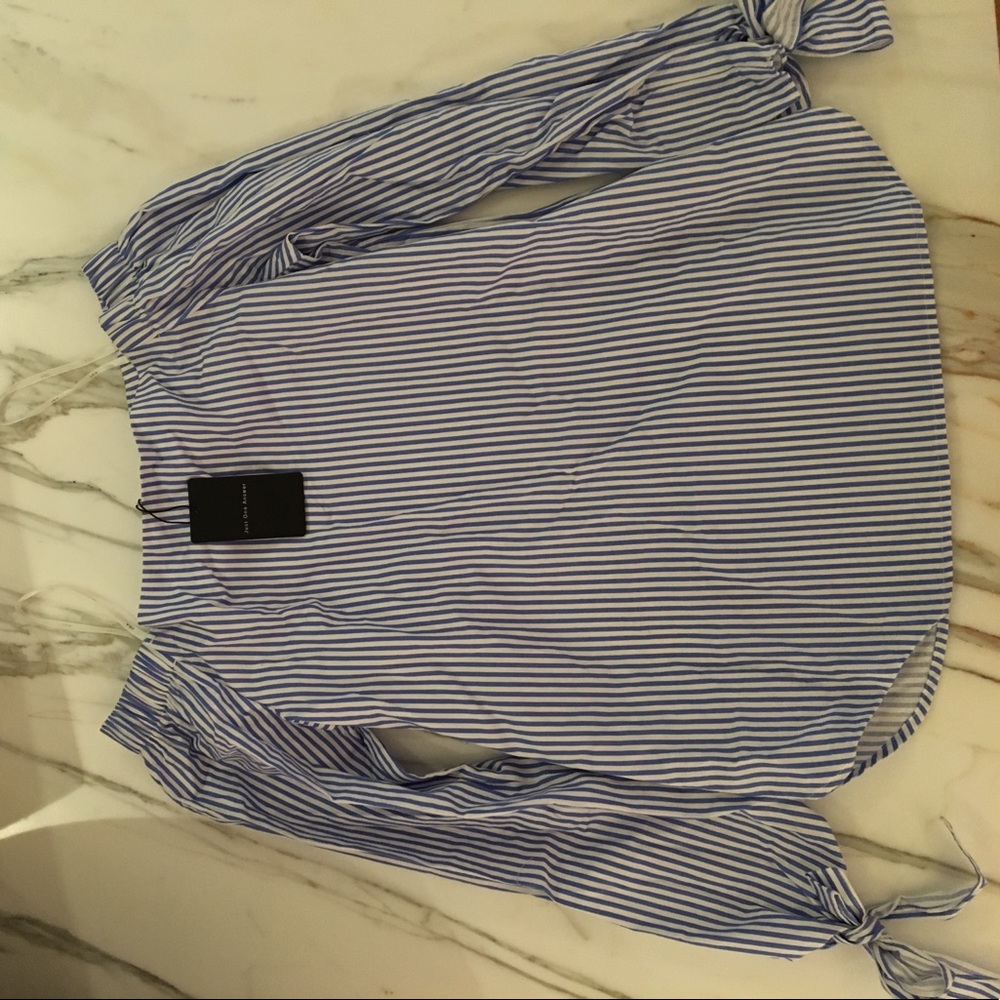 JOA off the shoulder striped top