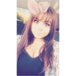 Meet your Posher, Tania