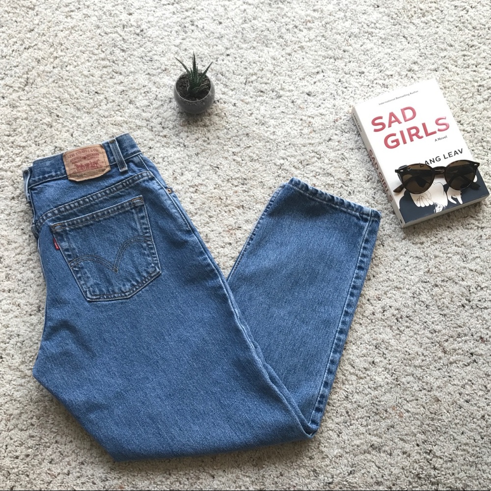 ✨ LEVI'S 550 MOM JEANS ✨