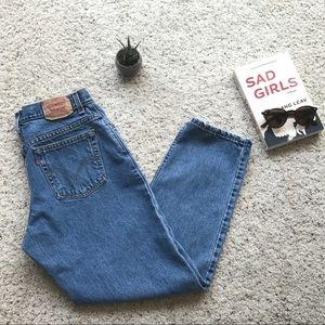 ✨ LEVI'S 550 MOM JEANS ✨