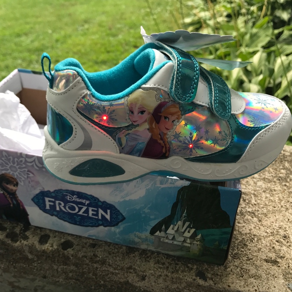Girl's 11M Disney Frozen Blue Light Up Sneakers - Picture 3 of 8