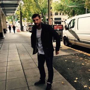 Meet your Posher, Adnan