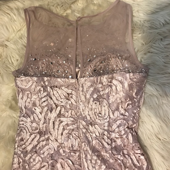 Gorgeous Rose Gold Formal Gown 💜💕 - Picture 4 of 8