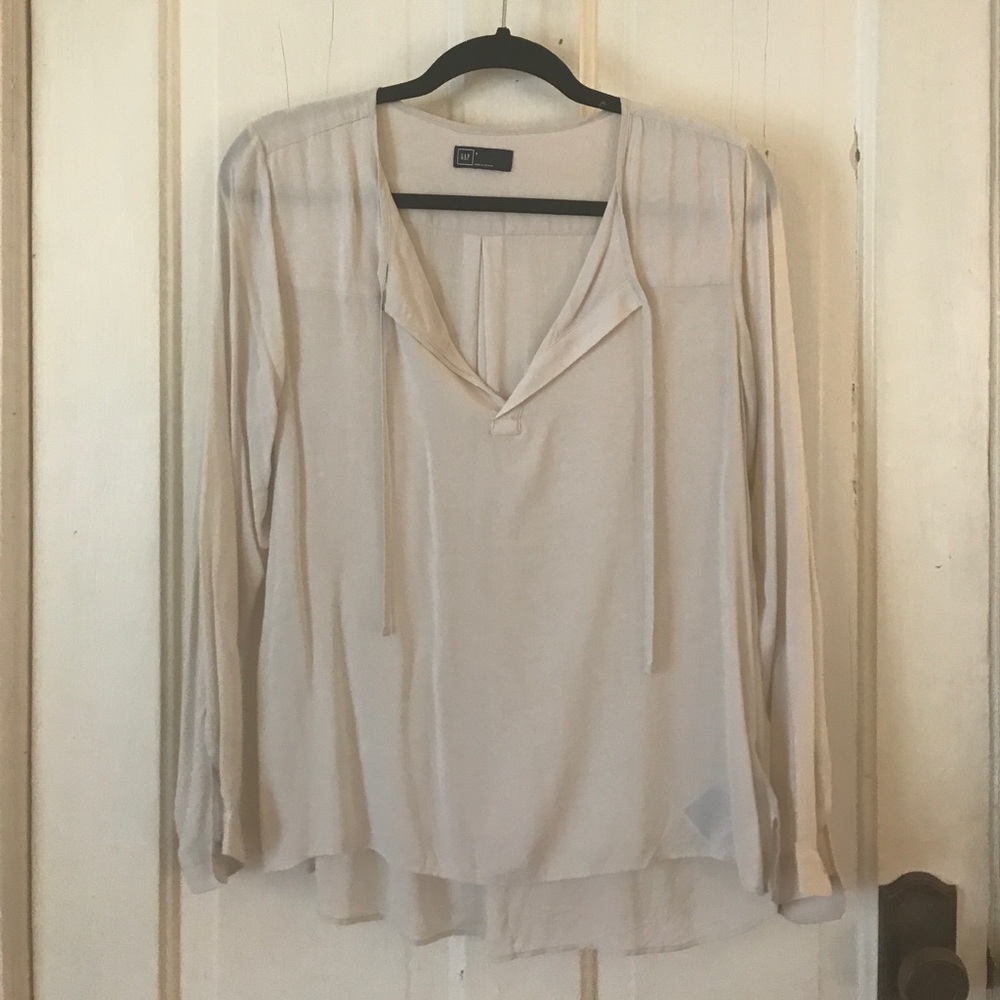 Gap tie front blouse