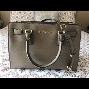 Michael Kors Dillon Top Zip Satchel