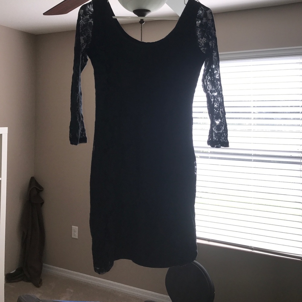 Tight fit, lace, navy dress