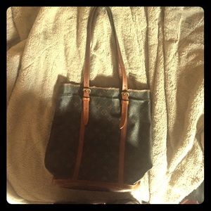 Authentic Vintage LV GM a bucket