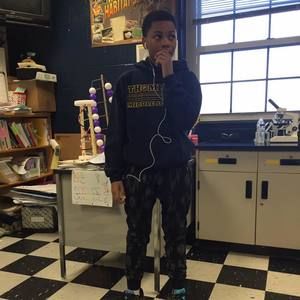 Meet your Posher, Avery