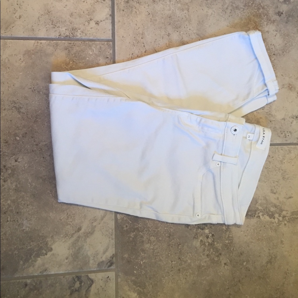 Classic White Lila Ryan Boyfriend Jeans