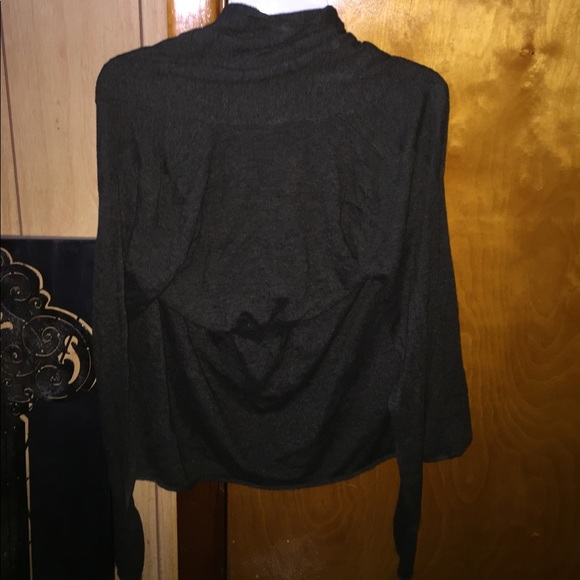 Express Sweater - Picture 3 of 3