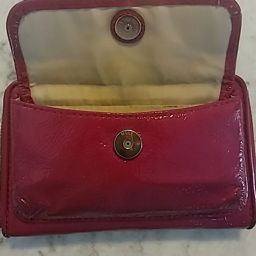 Raspberry COACH Wallet - Picture 7 of 8