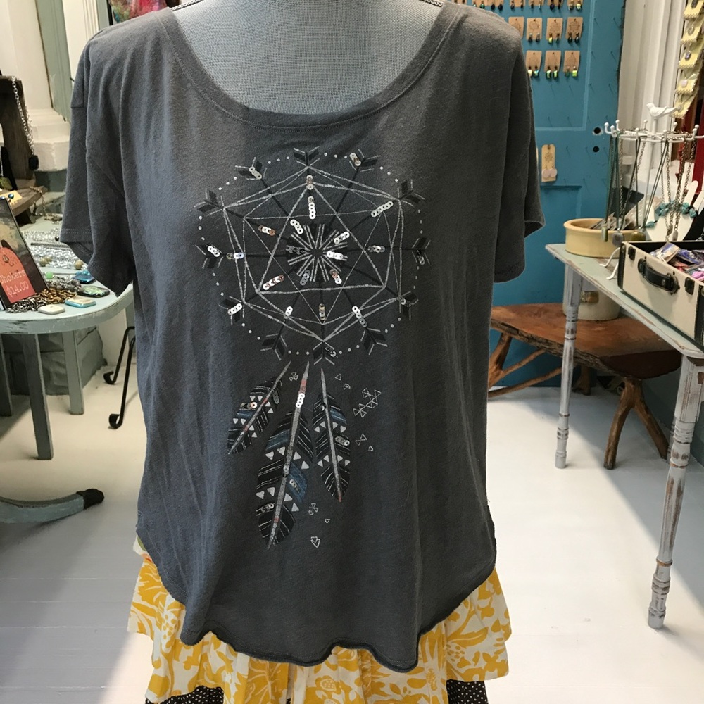 Hollister dream catcher tshirt sz large