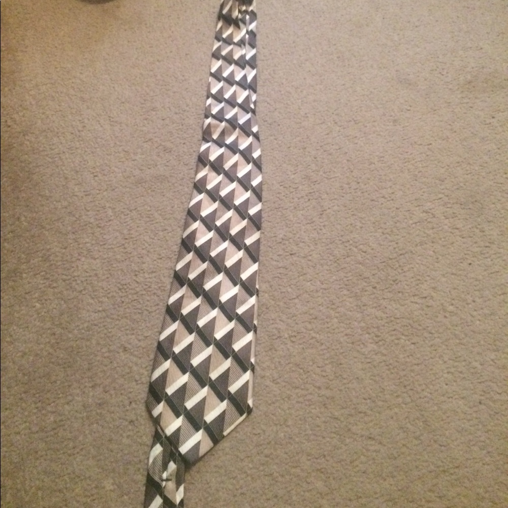 Neck tie