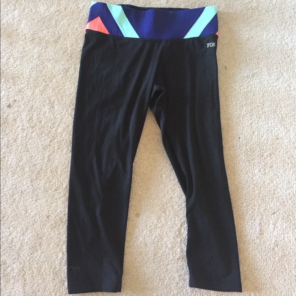 PINK ultimate crop Leggings XS