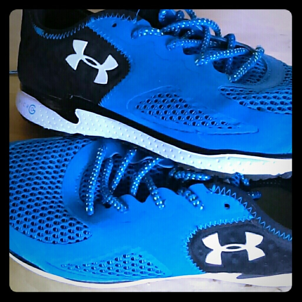 Men's Under Armour Micro G Athletic Shoes!