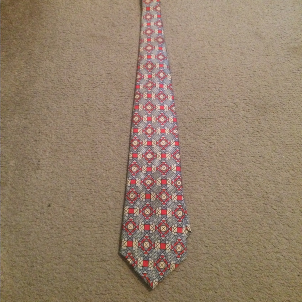Neck tie