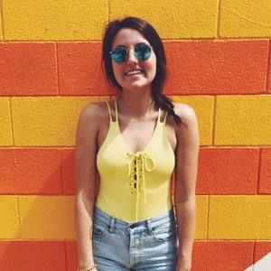 Meet your Posher, Olivia