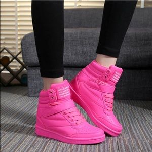 Sneaker Wedges