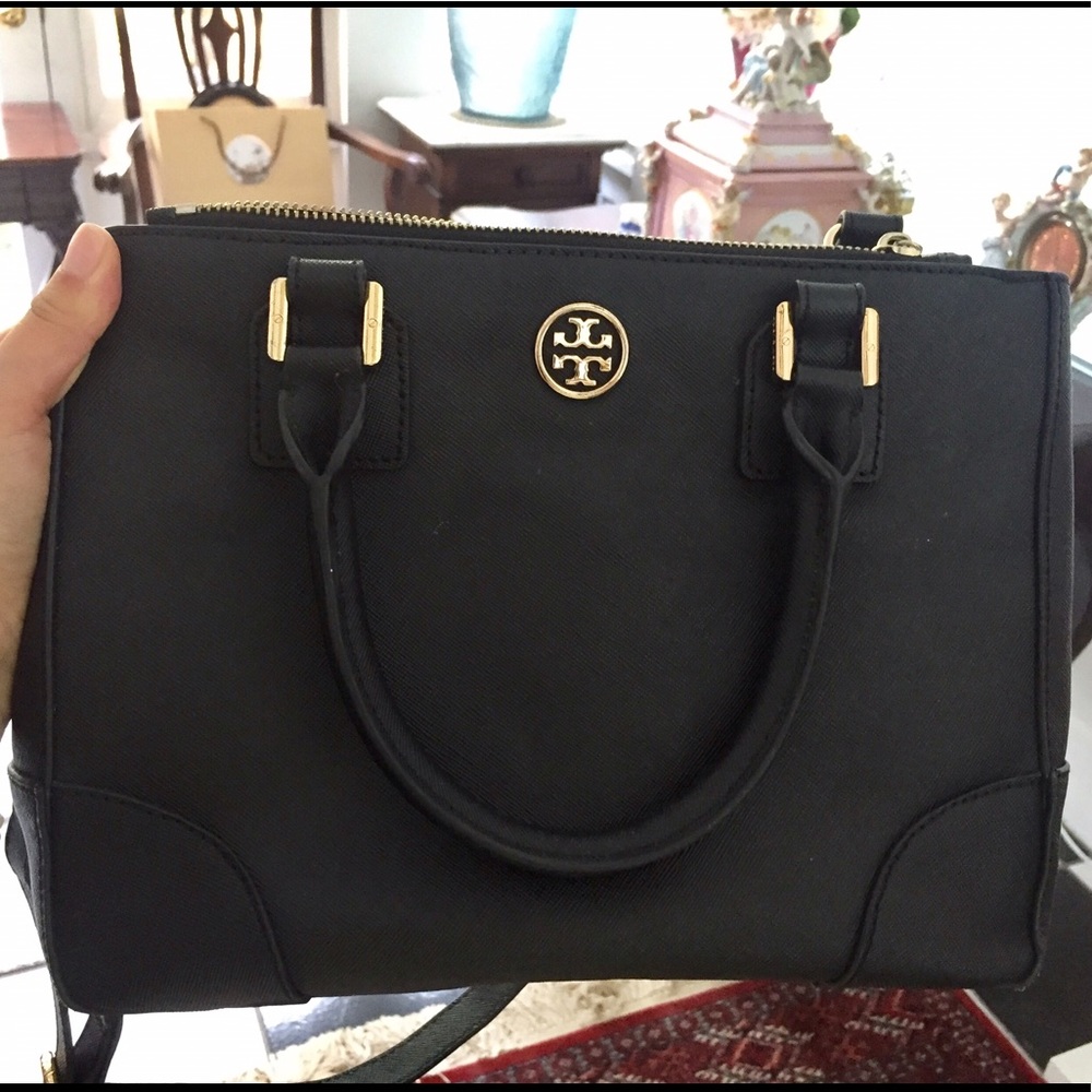 ❤️Tory Burch Robinson Double Zipper Tote❤️