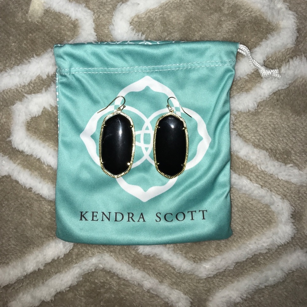 Kendra Scott Danielle Earrings