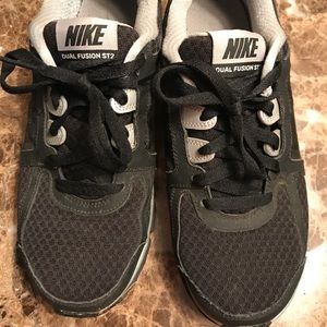 Nike Dual Fusion
