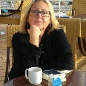 Meet your Posher, Sharon