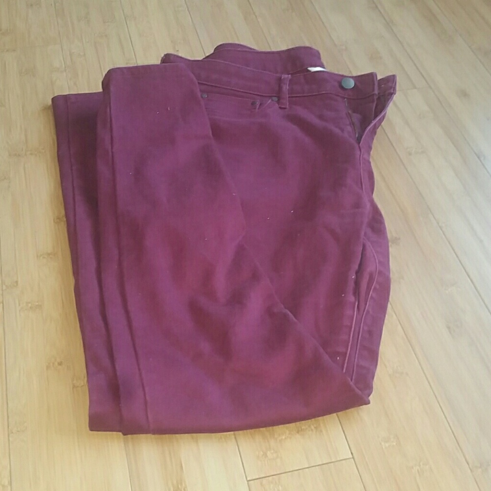 Maroon jeggings