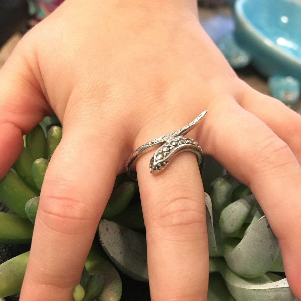 Snake ring