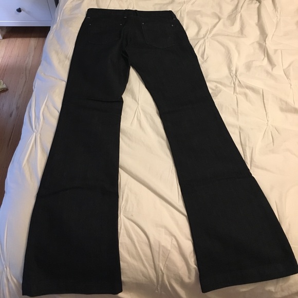EUC Banana Republic dark jeans. Size 2 - Picture 3 of 3