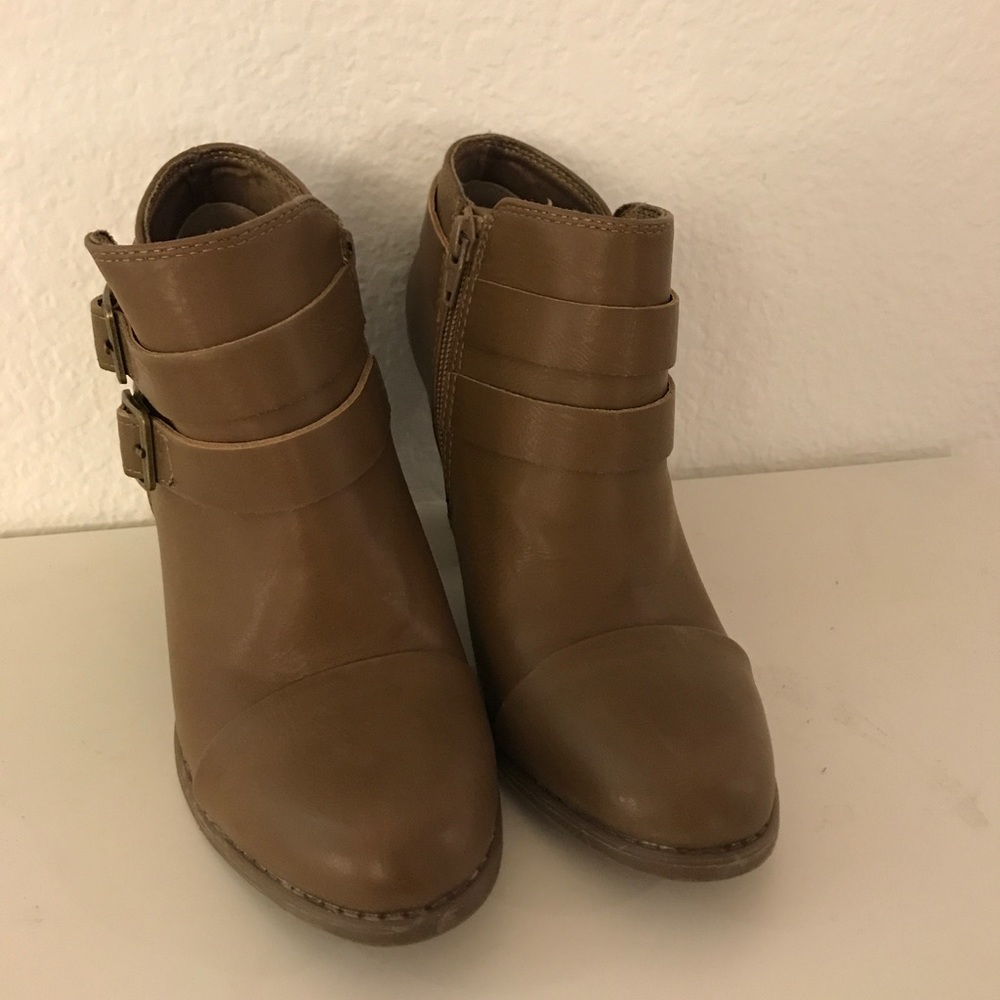LC booties! - Picture 2 of 5