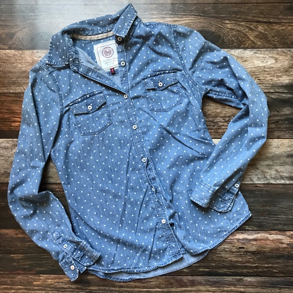 SO Tops - Chambray long sleeve button up