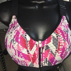 Victoria's Secret Pretty Zip Sports Bra