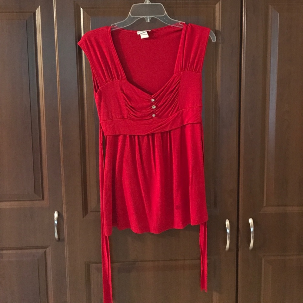 Red tie back Body Central top.