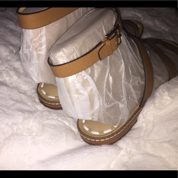 MICHAEL KORS SANDALS - Picture 5 of 7