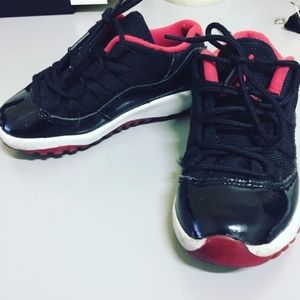 Air Jordan 11 retro Bred low tops