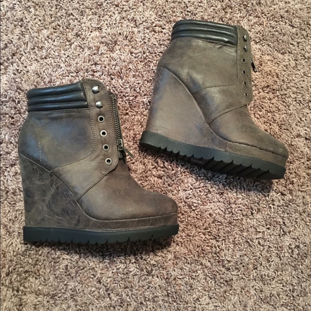 Olive/Army green Michael Antonio wedge Bootie.