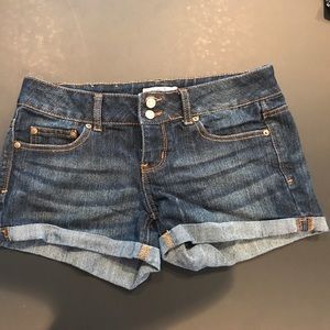 Super comfy and stretchy jean shorts!!