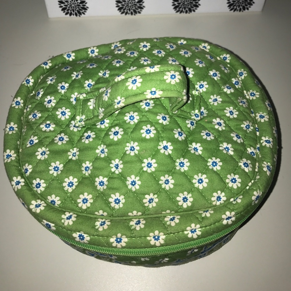 Vera Bradley makeup bag‼️