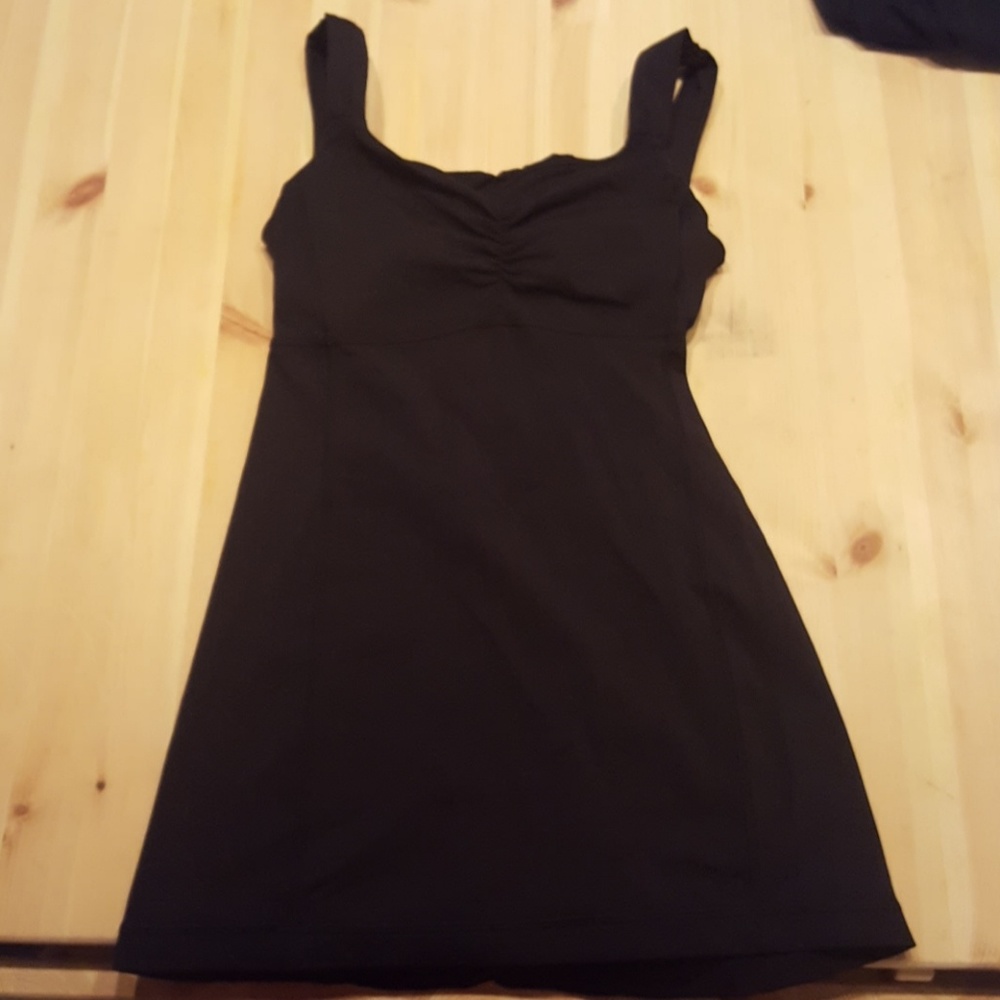 Lululemon black tank top