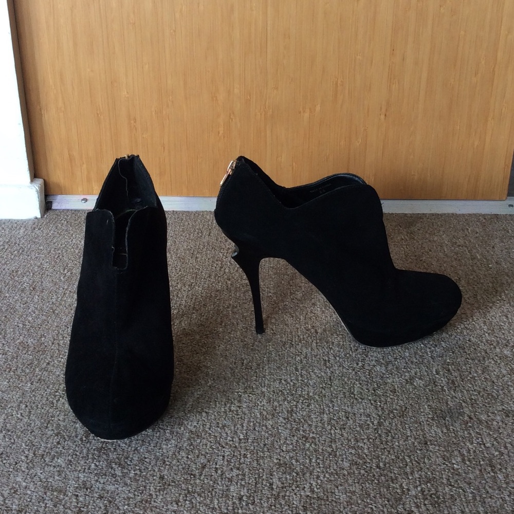 Black Dolce Vita 3" heels