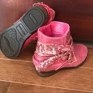 Toddler Girls size 12 booties - Steve Madden
