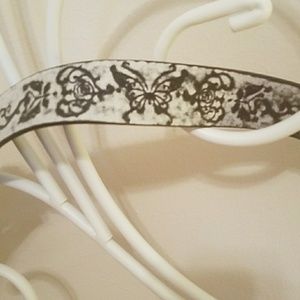 🦋LIKE NEW Romantic Grunge Belt