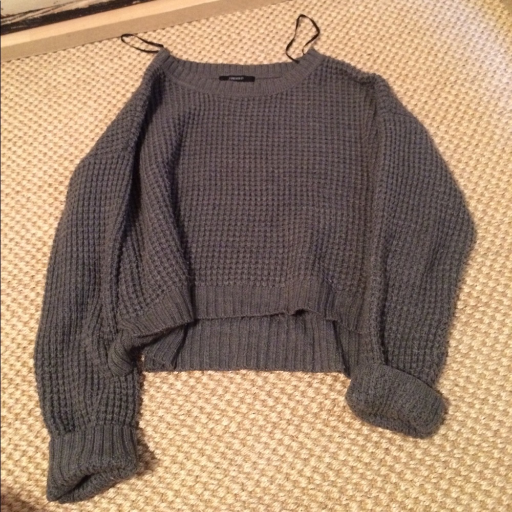 Gray Forever 21 cozy winter sweater ❄️