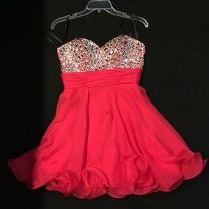 Alyce Paris Short Homecoming/Prom Dress