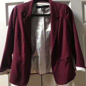 Kensie burgundy blazer size small