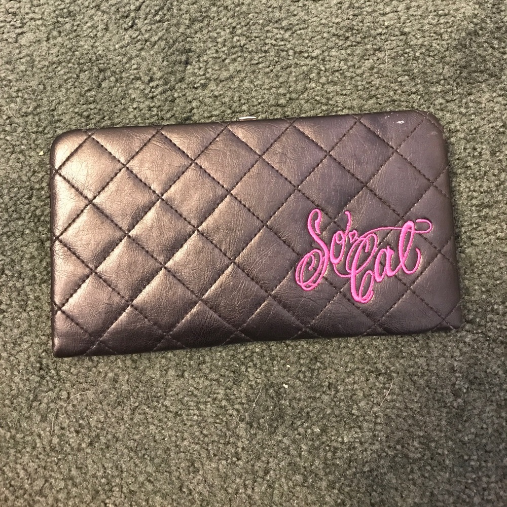SoCal wallet