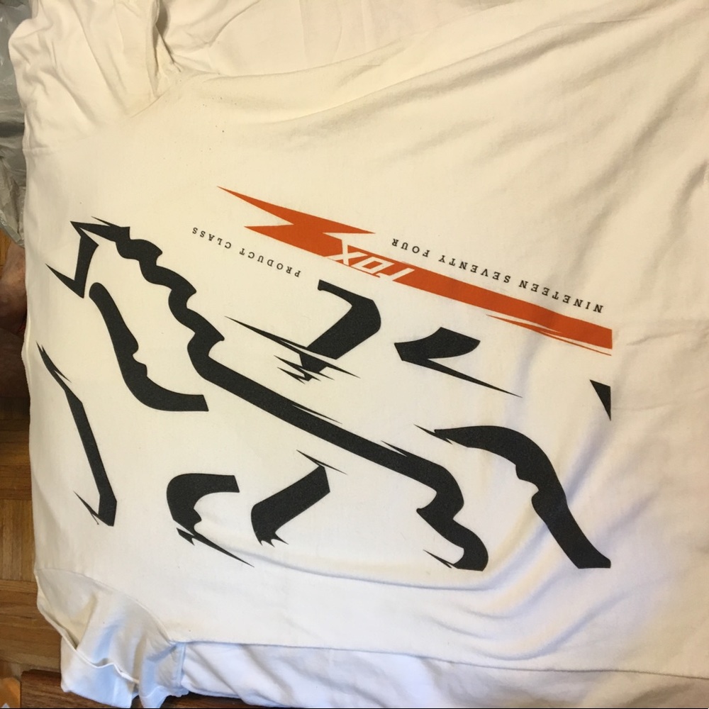 Fox t-shirt