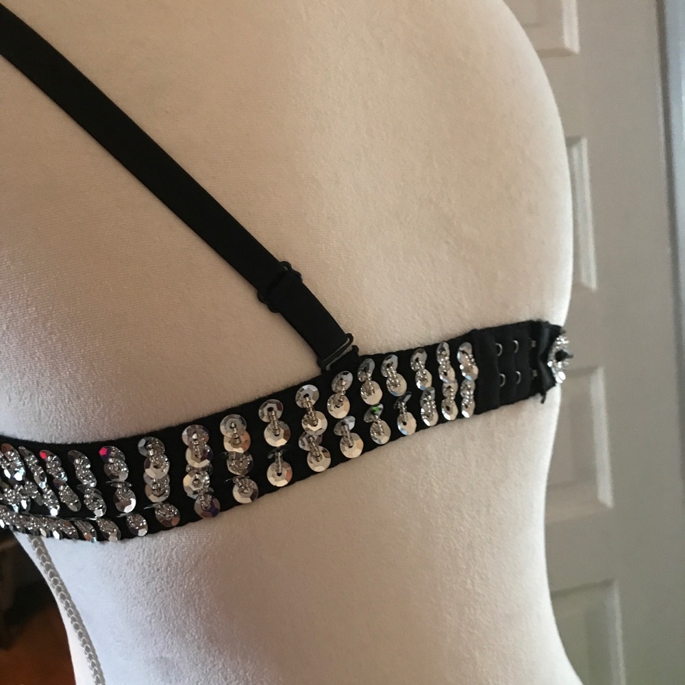 🎉HP🎊 NWT 38/B sequined and Beaded Silver Bra - Picture 3 of 5